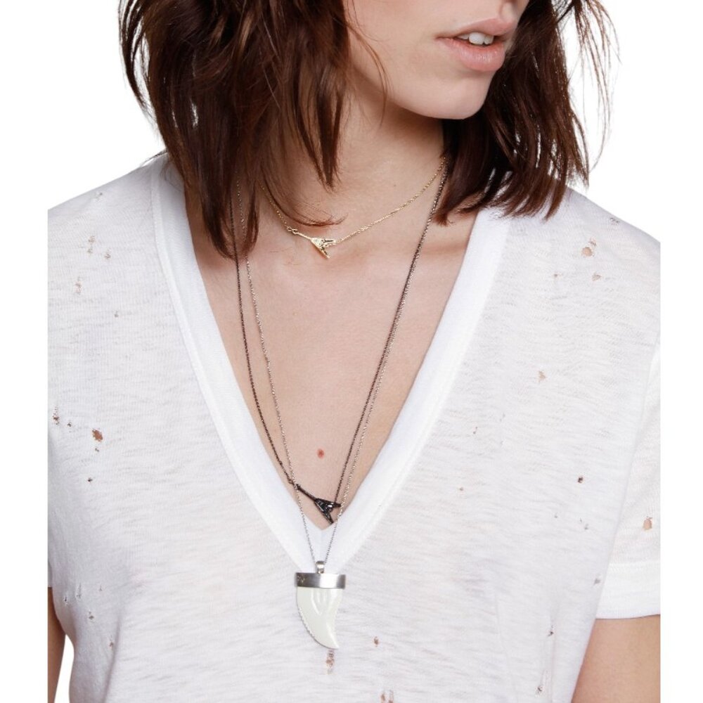 NWT Zadig & Voltaire Wassa Holes V-Neck Short Sleeve T-Shirt Tee in Blanc White